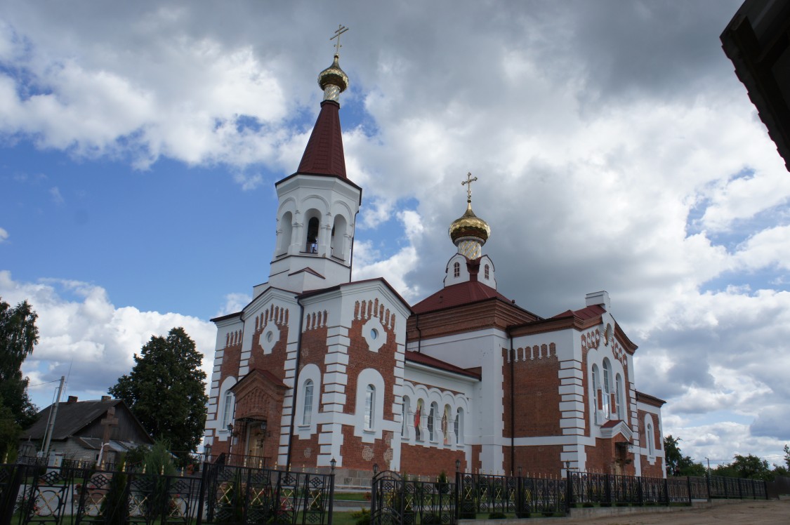 Зембин. Церковь Михаила Архангела. фасады