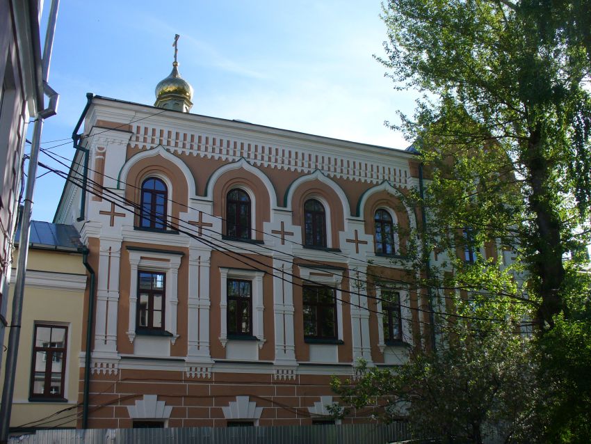 Домовая церковь Воскресения Христова при Епархиальном управлении, Вахитовский район (Казань, город, Республика Татарстан). фасады, Вид со стороны двора дома № 17 по улице Миславского
