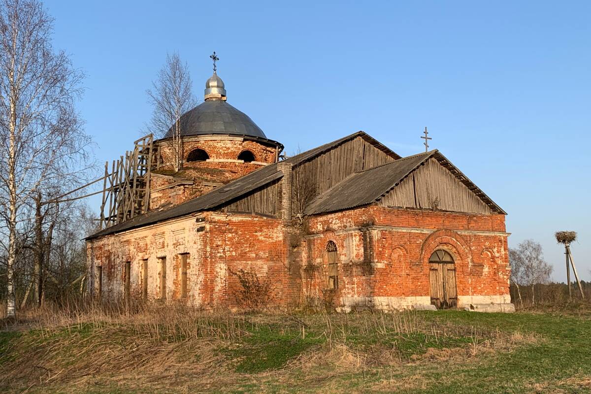 Церковь Покрова Пресвятой Богородицы, Покровское (Старицкий район, Тверская область). фасады