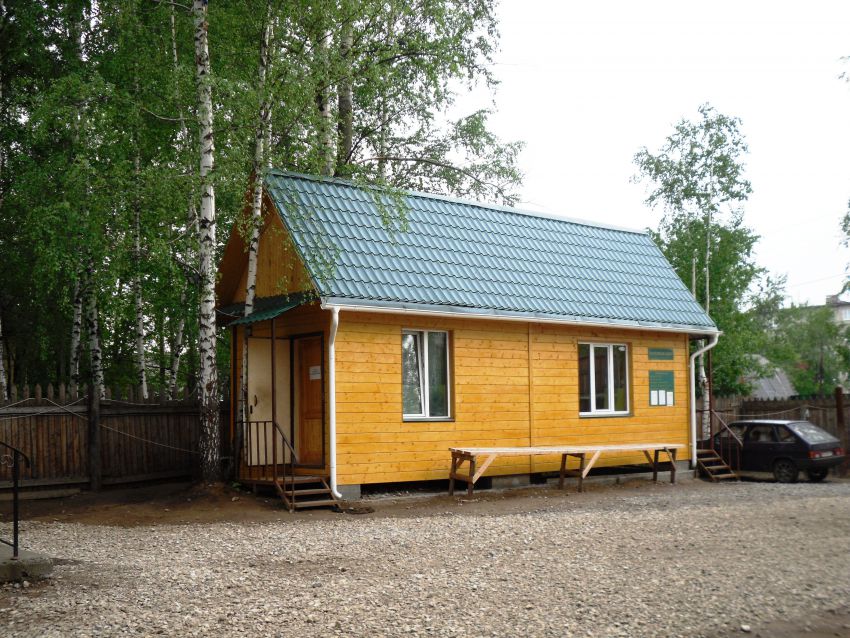 Церковь Ксении Петербургской при городской больнице №21, Пермь (Пермь, город, Пермский край). дополнительная информация, церковная лавка