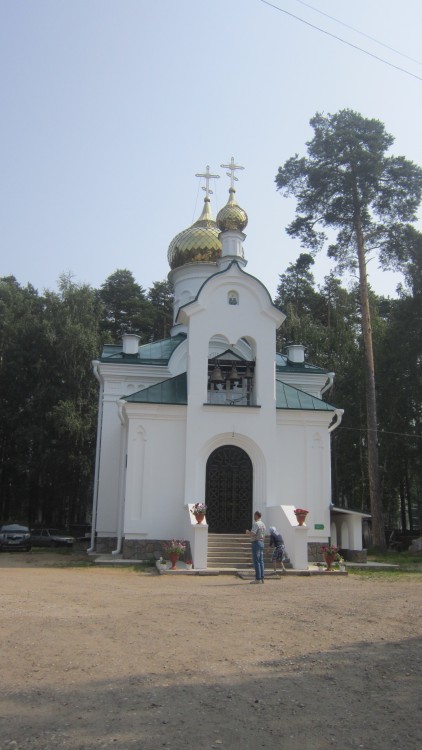 Пермь. Церковь Ксении Петербургской при городской больнице №21. фасады, новый храм