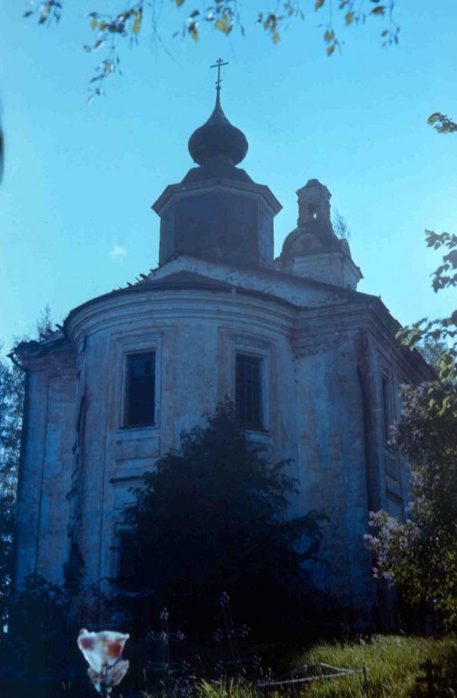 Церковь Воскресения Христова, Борзово (Рыбинский район, Ярославская область). архитектурные детали
