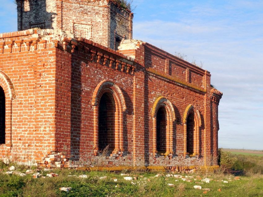 Церковь Преображения Господня, Русская Серда, урочище (Пестречинский район, Республика Татарстан). архитектурные детали, Фасад южного (Софийского) придела.