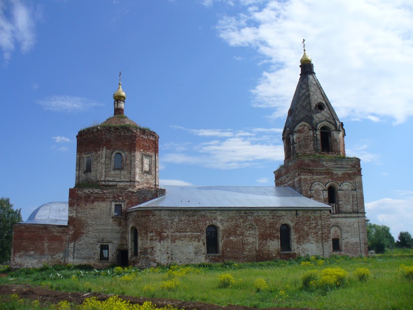 Церковь Благовещения Пресвятой Богородицы, Казыли (Русские Казыли) (Пестречинский район, Республика Татарстан). фасады