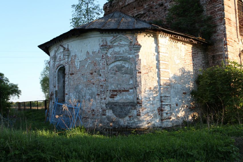 Церковь Рождества Христова, Сырнево (Пошехонский район, Ярославская область). архитектурные детали