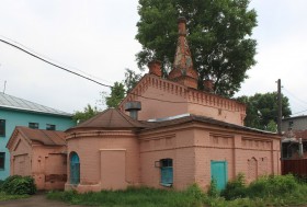 Кировский район. Церковь Пантелеимона Целителя при Городской клинической больнице №2
