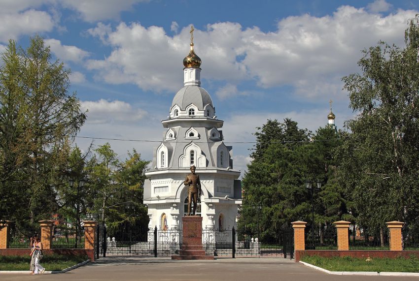 Часовня Всех Святых, в земле Российской просиявших, Йошкар-Ола (Йошкар-Ола, город, Республика Марий Эл). общий вид в ландшафте
