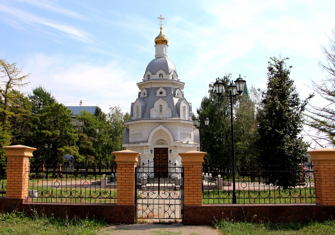 Йошкар-Ола. Часовня Всех Святых, в земле Российской просиявших. фасады, Вид с запада.