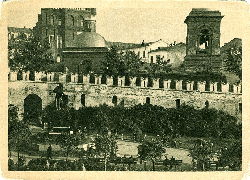 Церковь Троицы Живоначальной, что в Полях, Тверской (Центральный административный округ (ЦАО), г. Москва). архивная фотография