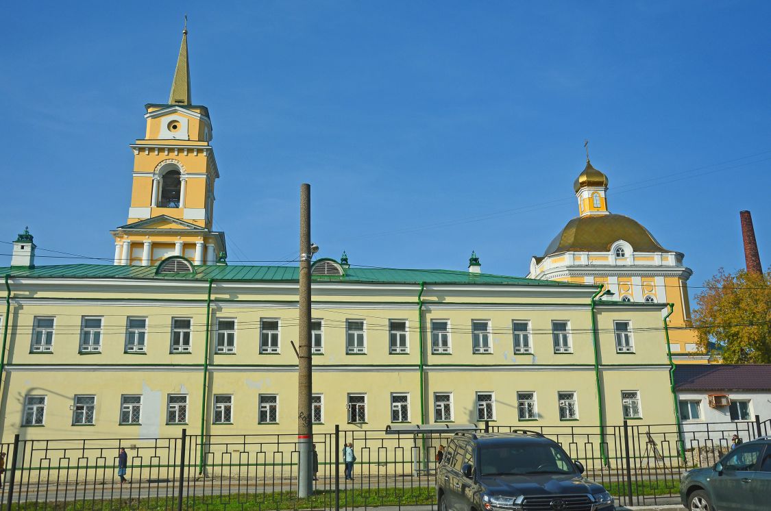 Храм митрофана пермь. Храм Митрофана Воронежского Пермь. Архиерейский храм Пермь. Архиерейский дом Пермь. Храм Митрофана Воронежского Пермь вид сверху.