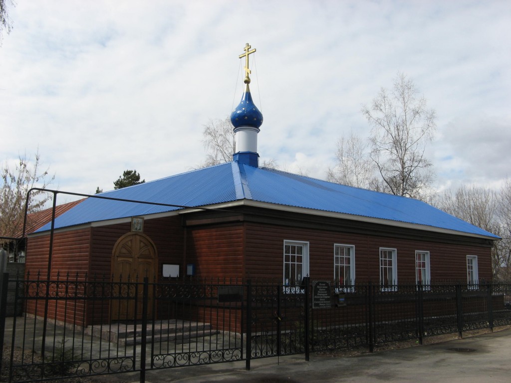Церковь Смоленской иконы Божией Матери в поселке Сухая Река, Авиастроительный район (Казань, город, Республика Татарстан). фасады, Храм после обновления в 2014-2015 гг.