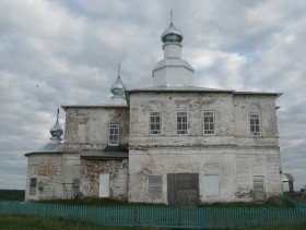 Урусовская (Нижнее Кулое). Церковь Покрова Пресвятой Богородицы