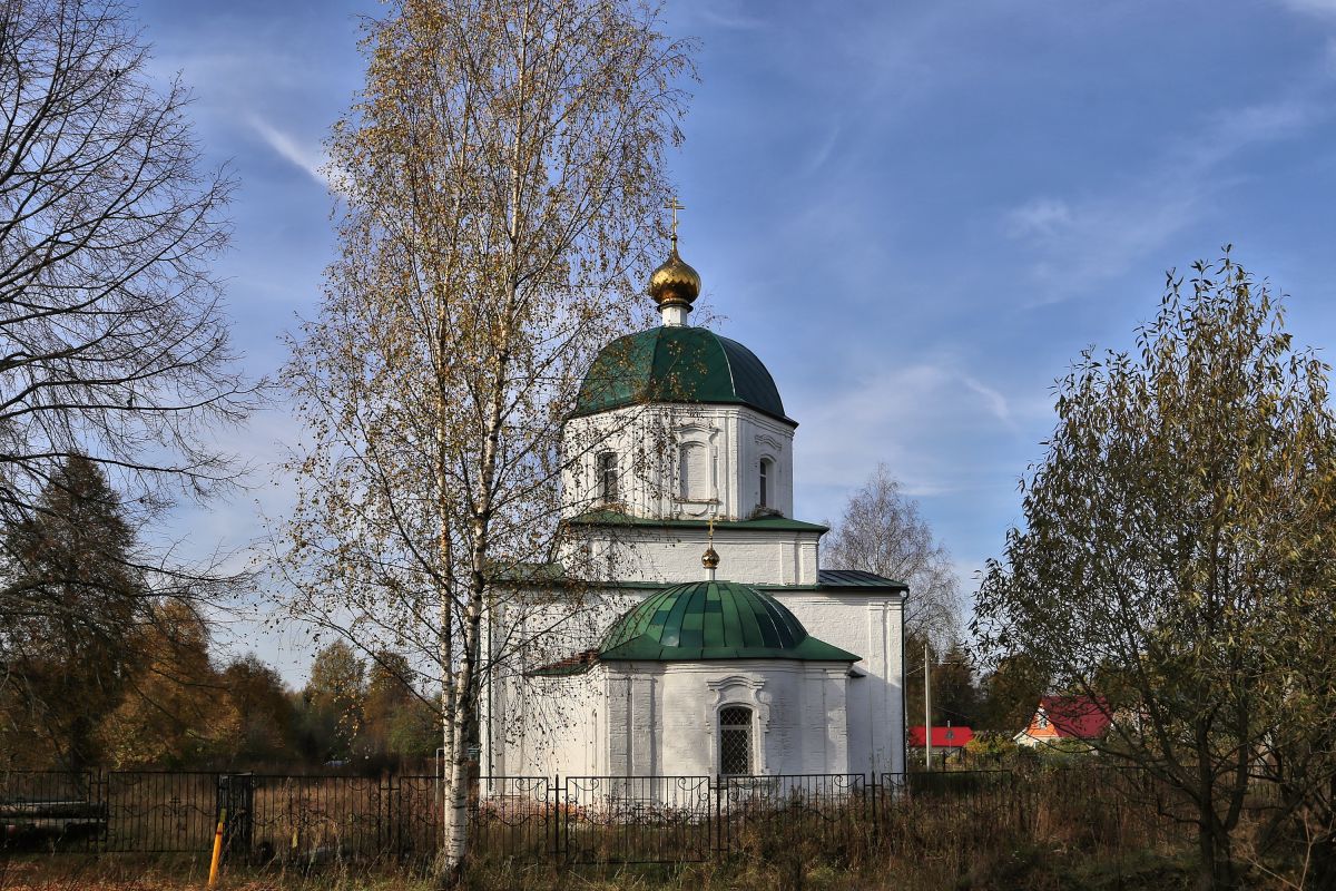 Церковь Иоанна Златоуста, Златоуст (Лежневский район, Ивановская область). фасады, Вид с востока