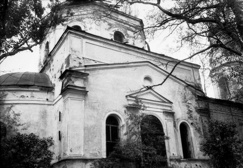 Церковь Успения Пресвятой Богородицы, Садыково (Калининский район, Тверская область). документальные фотографии