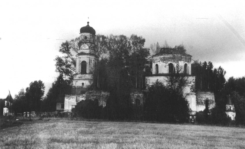 Церковь Успения Пресвятой Богородицы, Садыково (Калининский район, Тверская область). документальные фотографии