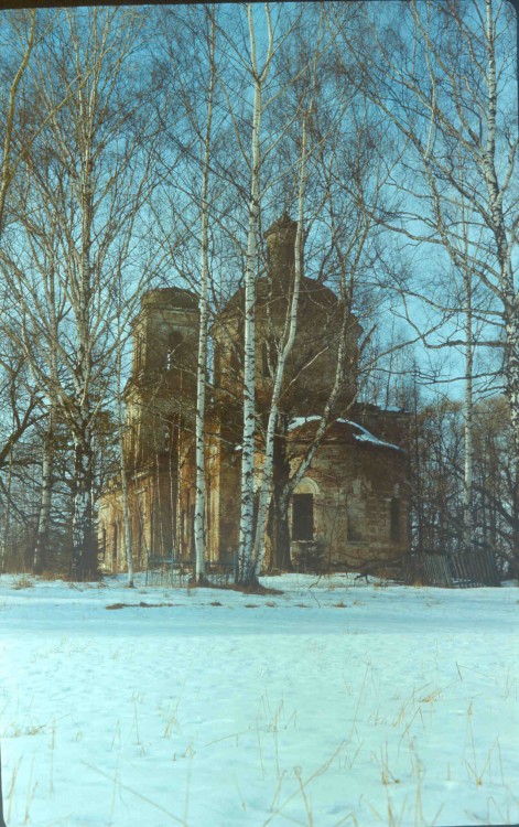 Церковь Иоанна Предтечи в Залесье, Старенькое (Калининский район, Тверская область). фасады, 1994