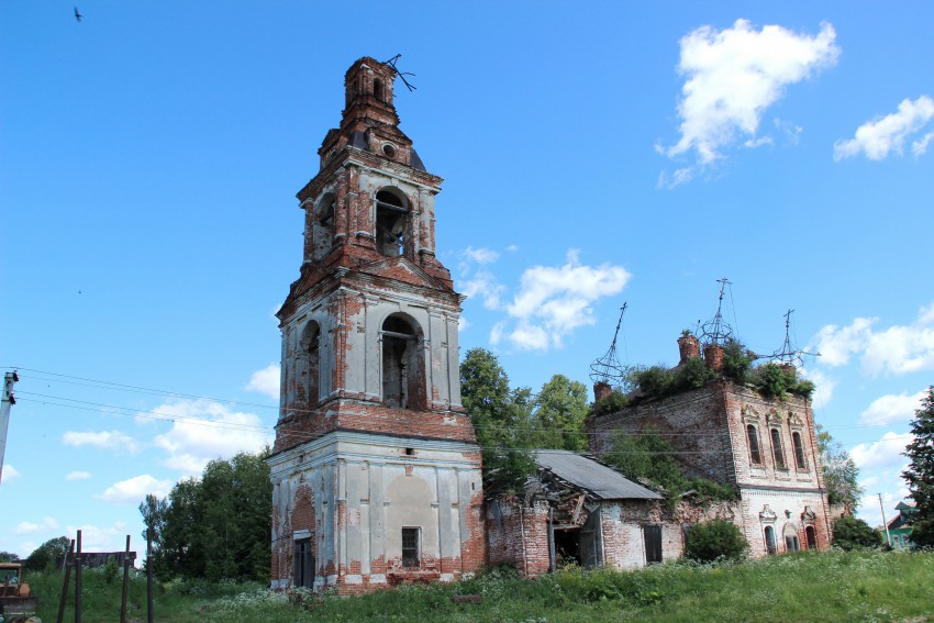 Церковь Михаила Архангела, Ефремово (Угличский район, Ярославская область). фасады