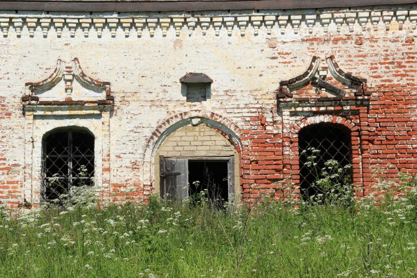 Церковь Михаила Архангела, Ефремово (Угличский район, Ярославская область). архитектурные детали