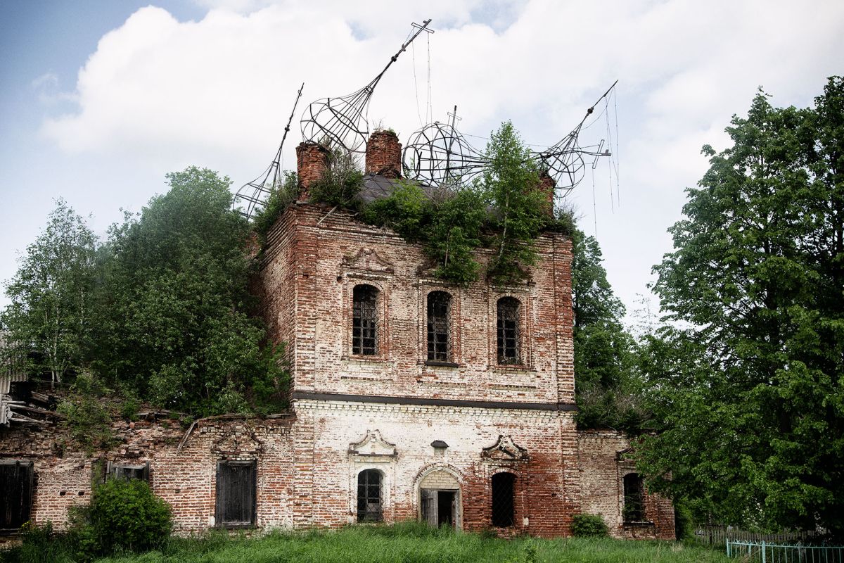 Церковь Михаила Архангела, Ефремово (Угличский район, Ярославская область). архитектурные детали