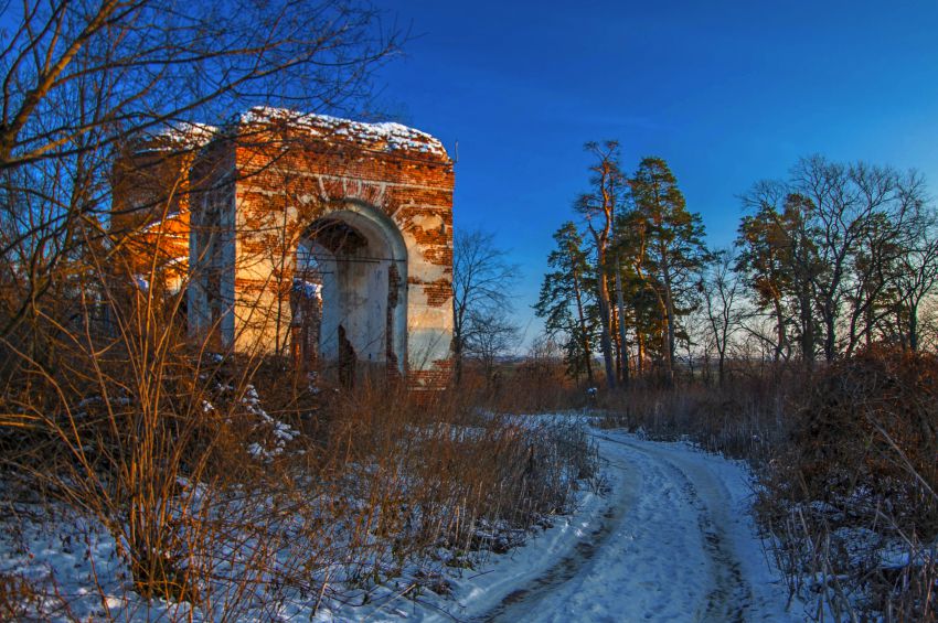 Церковь Троицы Живоначальной, Караул (Инжавинский район, Тамбовская область). фасады