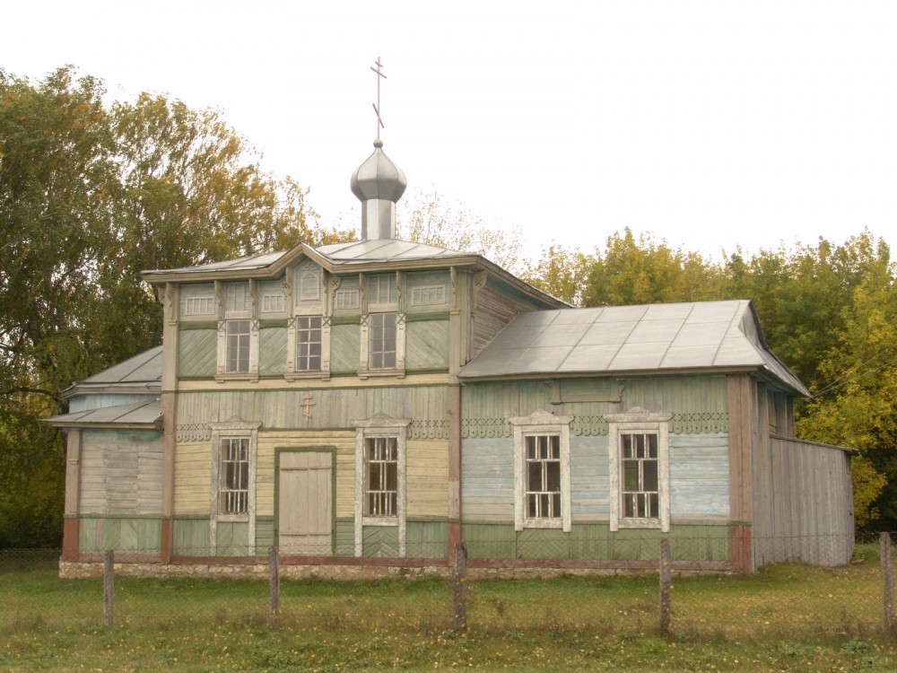 Яныль. Церковь Петра и Павла. фасады