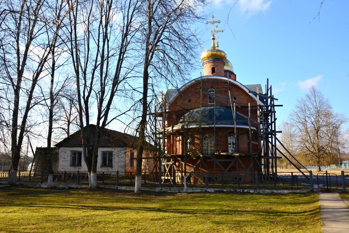 Церковь Казанской иконы Божией Матери (новая), Букань (Людиновский район, Калужская область). фасады