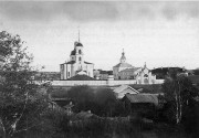 Троицкий Шенкурский женский монастырь. Собор Троицы Живоначальной, Фотоснимок с дореволюционной фотографии нач. ХХ века.<br>, Шенкурск, Шенкурский район, Архангельская область