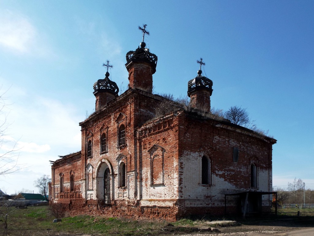 Русский Юрткуль. Церковь Михаила Архангела. фасады