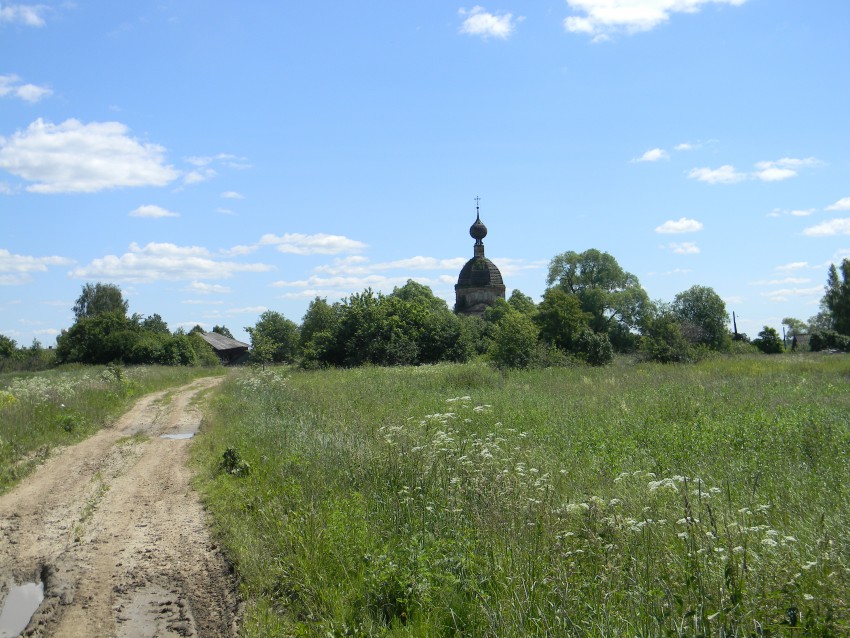 Церковь Собора Пресвятой Богородицы, Лазарцево-Фомино (Ильинский район, Ивановская область). общий вид в ландшафте