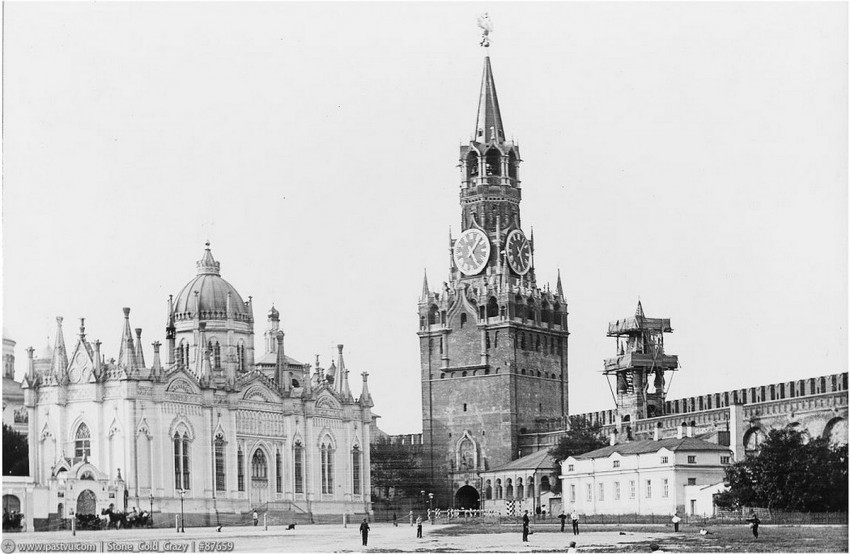 Тверской. Кремль. Вознесенский монастырь. архивная фотография, Источник: Московские утраты XX века  Исторические сюжеты http://storyfiles.blogspot.ru/2014/08/xx.html