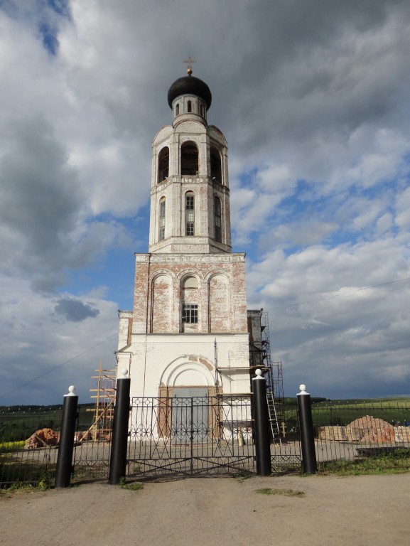 Церковь Троицы Живоначальной, Староборискино (Северный район, Оренбургская область). фасады