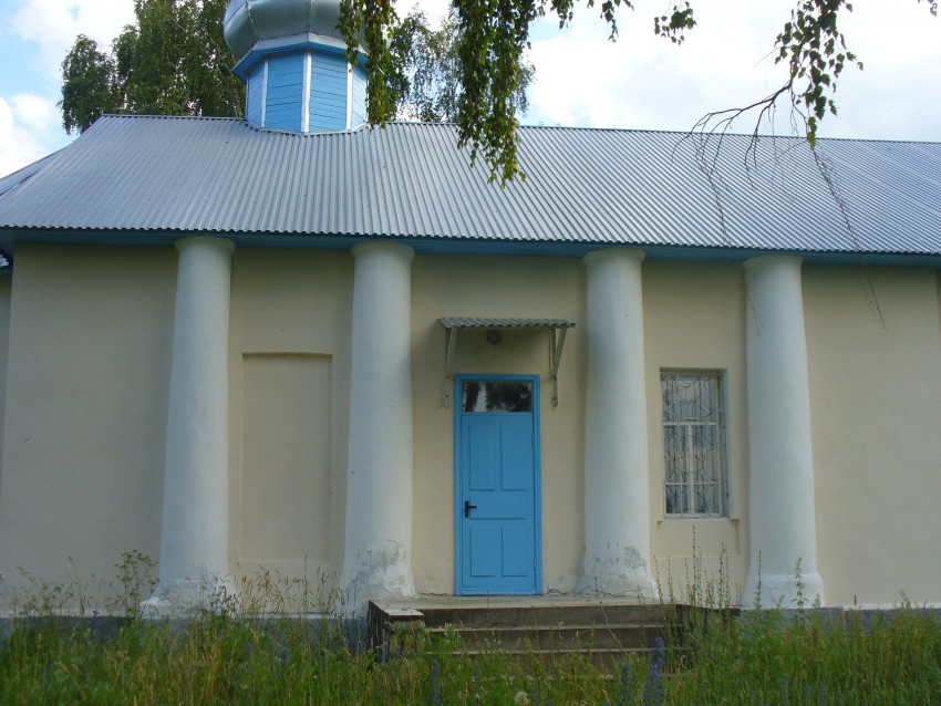 Церковь Ермогена, патриарха Московского, Урманчеево (Мамадышский район, Республика Татарстан). архитектурные детали