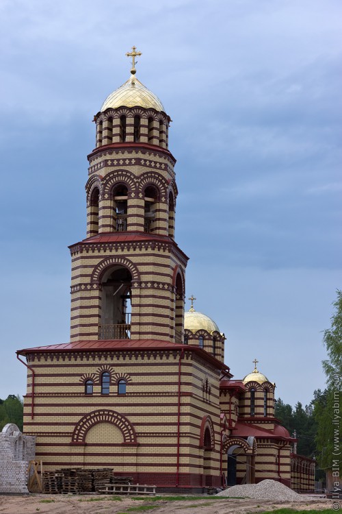 Николо-Малица. Николаевский Малицкий мужской монастырь. Церковь Покрова Пресвятой Богородицы. фасады