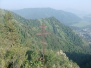 Неизвестная часовня, Поклонный крест рядом с часовней<br>, Узнезя, Чемальский район, Республика Алтай