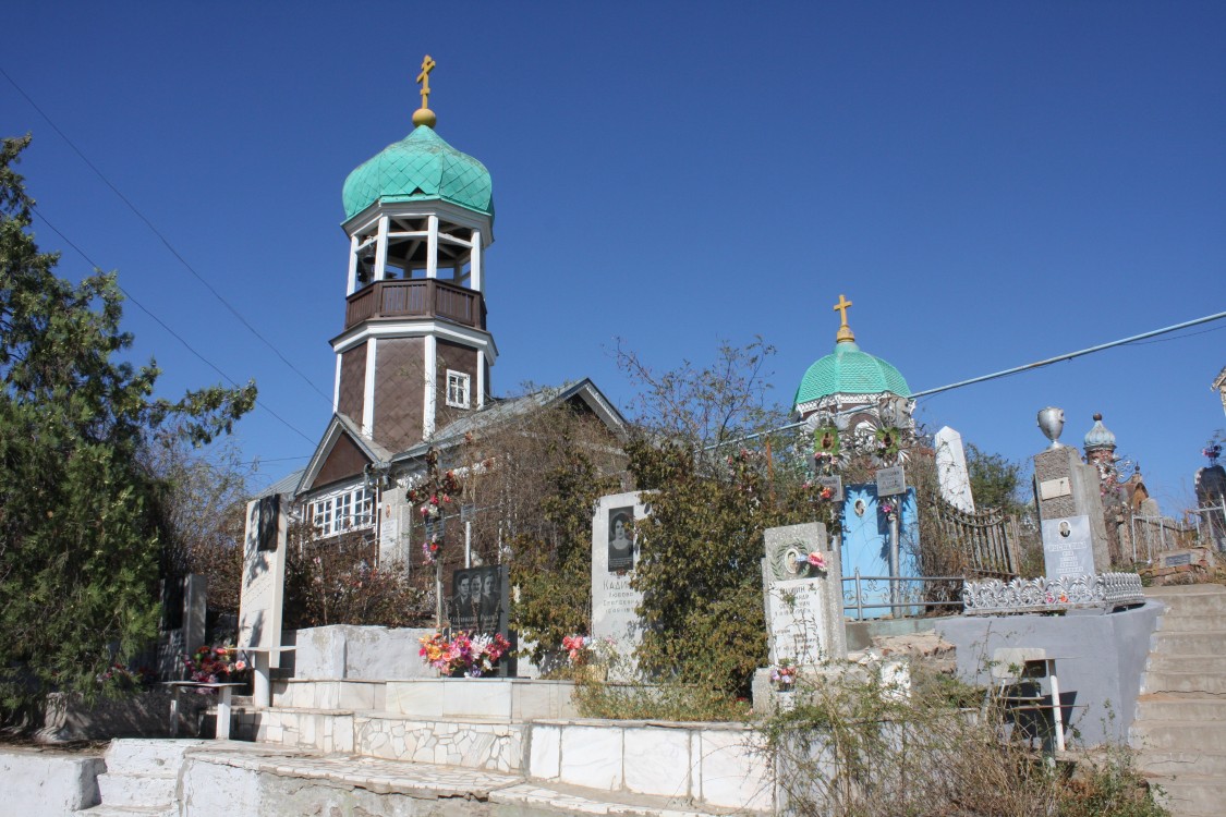 Астрахань. Церковь Иоанна Предтечи на старом кладбище. фасады