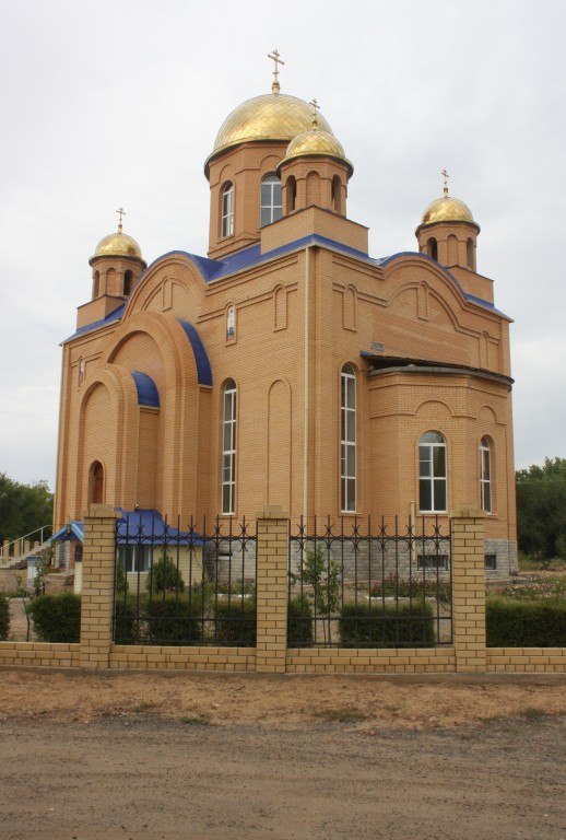 Церковь Благовещения Пресвятой Богородицы, Нариманов (Наримановский район, Астраханская область). фасады