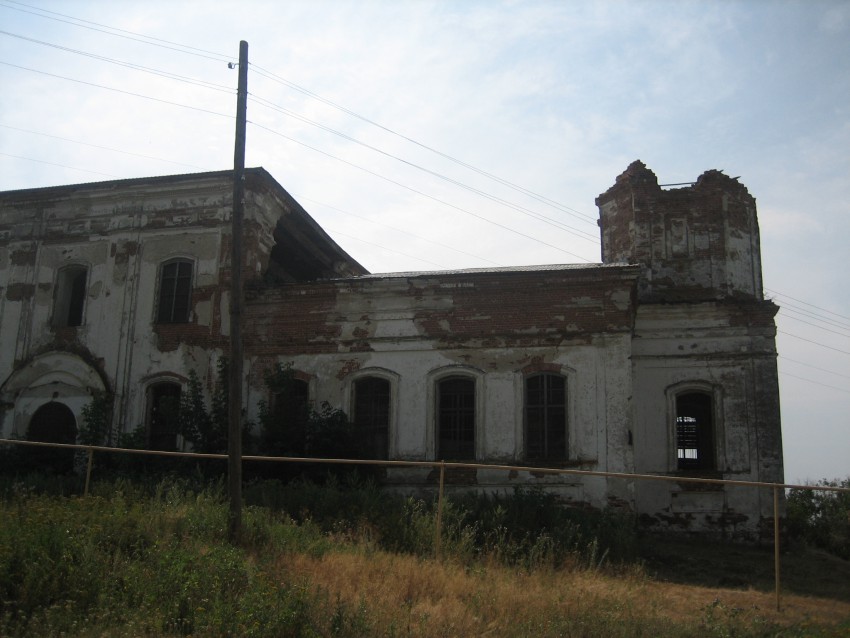 Церковь Михаила Архангела, Лох (Новобурасский район, Саратовская область). фасады