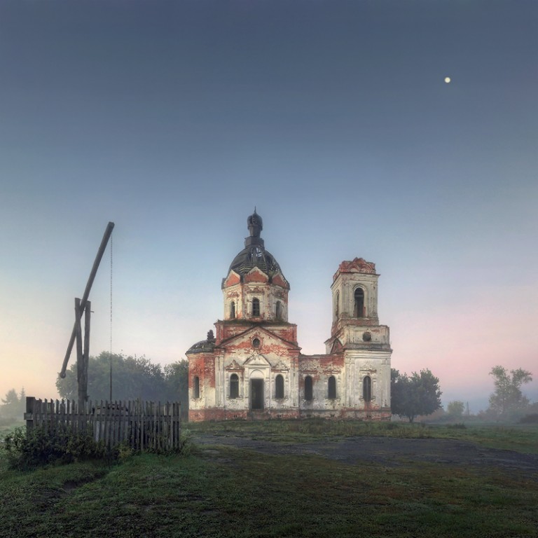 Салтосарайское. Церковь иконы Божией Матери 