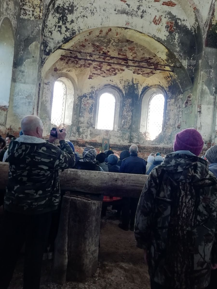 интерьер и убранство. Церковь иконы Божией Матери "Знамение", Салтосарайское (Каргапольский район, Курганская область)