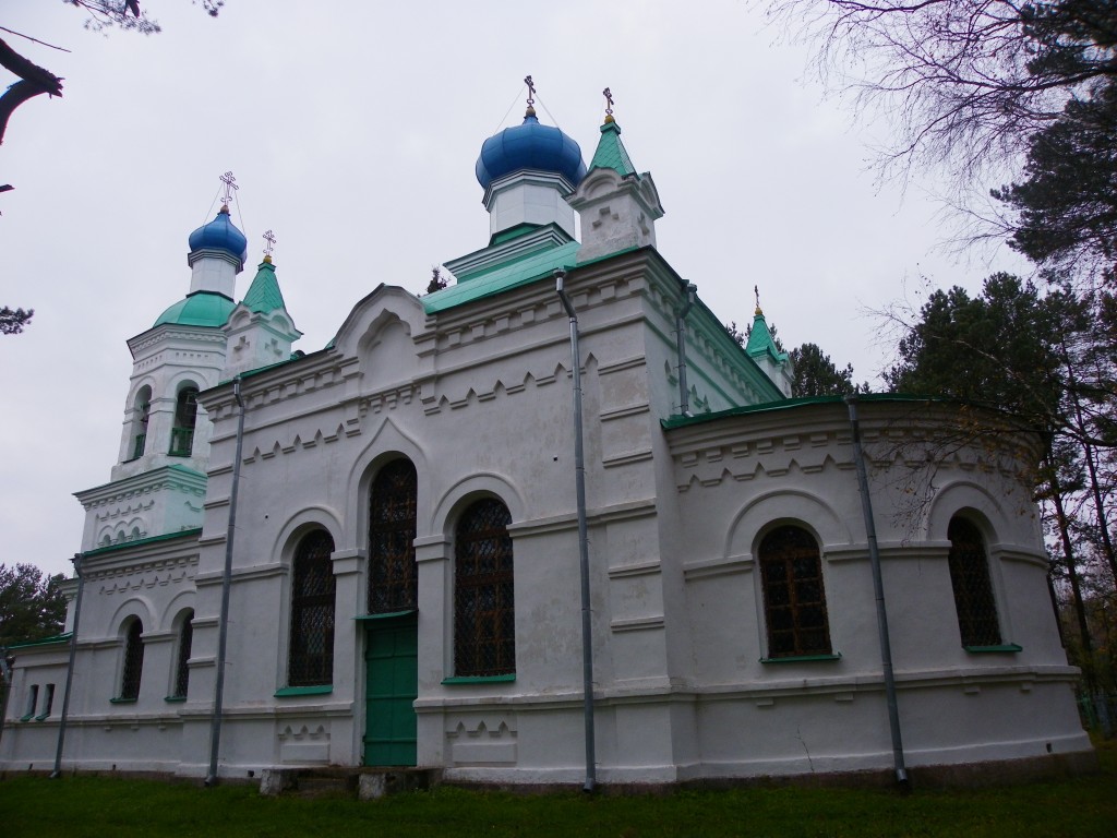 Толбица. Церковь Сошествия Святого Духа. фасады