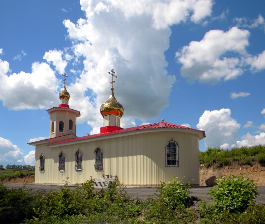 Церковь Воскресения Христова, Черемошное (Белгородский район, Белгородская область). общий вид в ландшафте