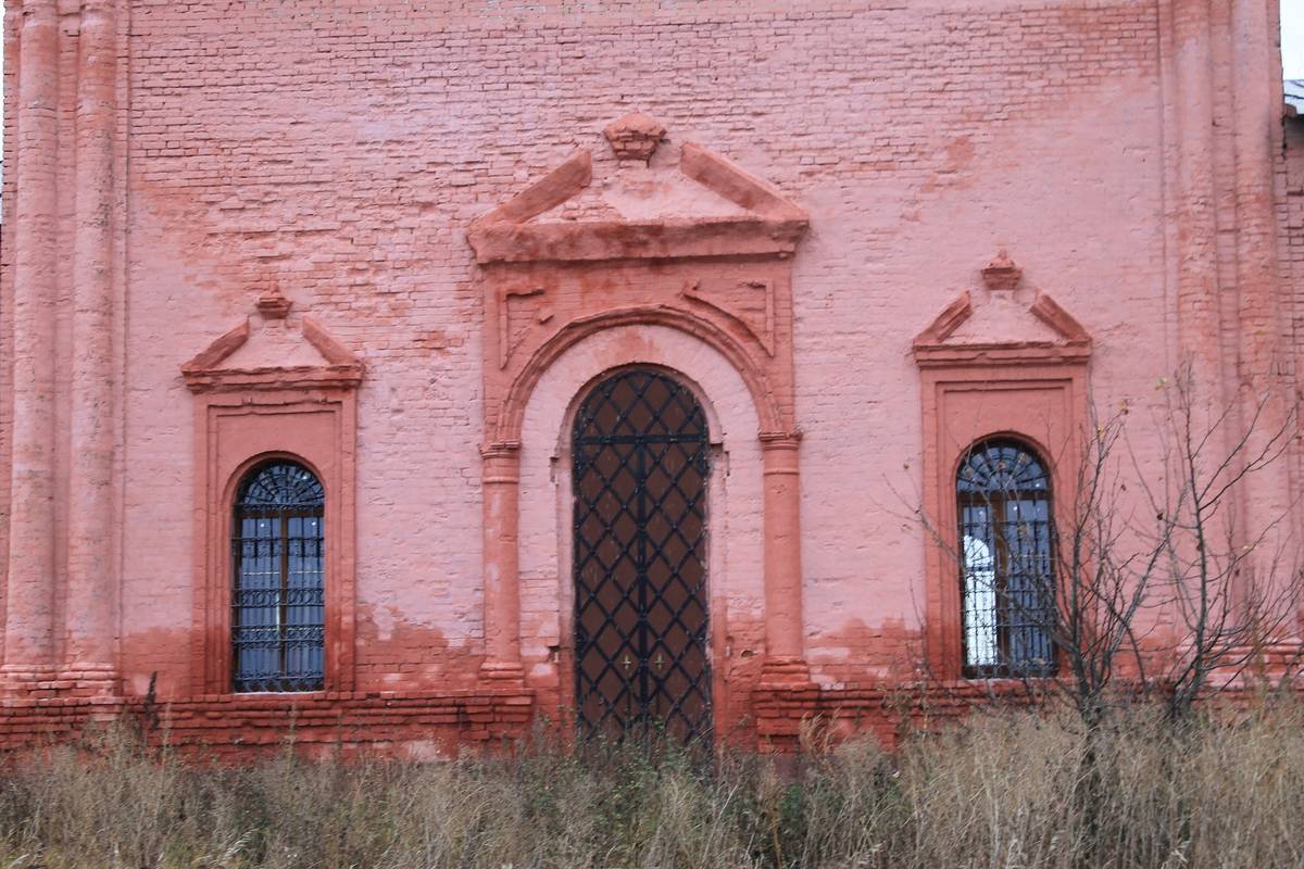 Церковь Михаила Архангела, Крутец (Аркадакский район, Саратовская область). архитектурные детали