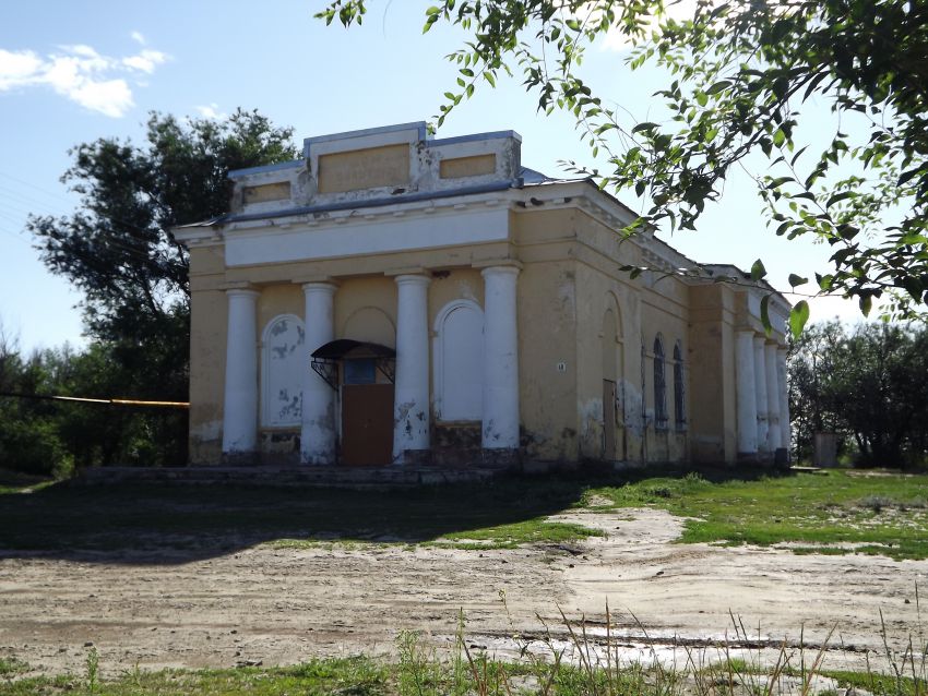 Церковь Михаила Архангела, Широкий Карамыш (Лысогорский район, Саратовская область). общий вид в ландшафте