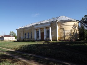 Широкий Карамыш. Церковь Михаила Архангела