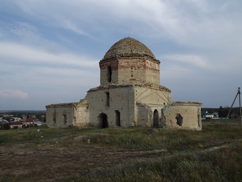 Лысые Горы (Старая Бахметьевка). Церковь Иоанна Предтечи. фасады