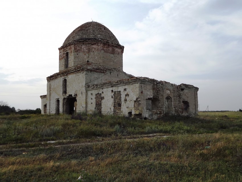 Лысые Горы (Старая Бахметьевка). Церковь Иоанна Предтечи. фасады