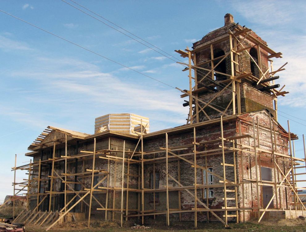 Церковь Смоленской иконы Божией Матери, Клянчино (Верхнеуслонский район, Республика Татарстан). документальные фотографии, Церковь возрождается....