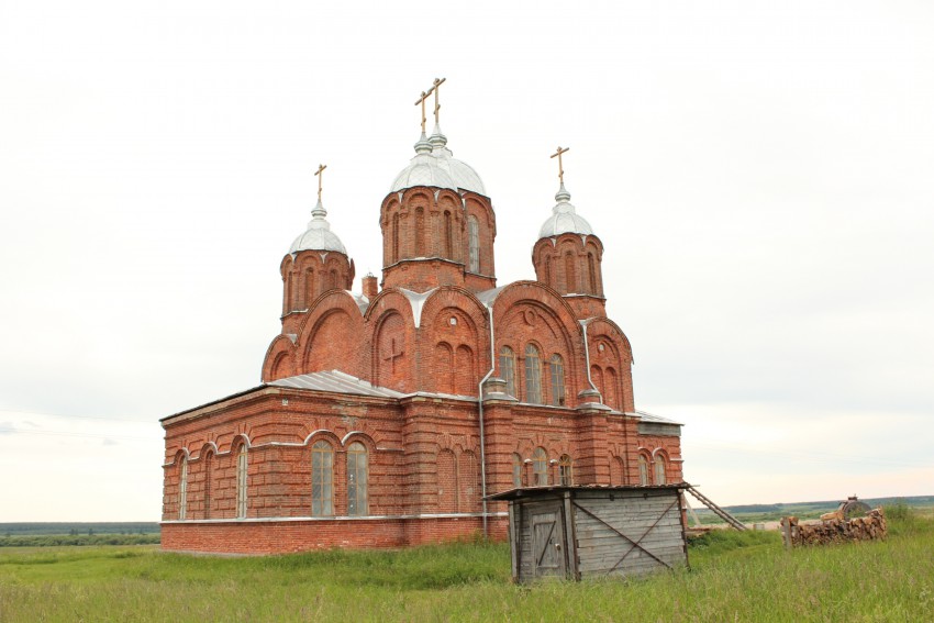 Церковь Покрова Пресвятой Богородицы, Шотова (Пинежский район, Архангельская область). фасады, Вид с северо-востока