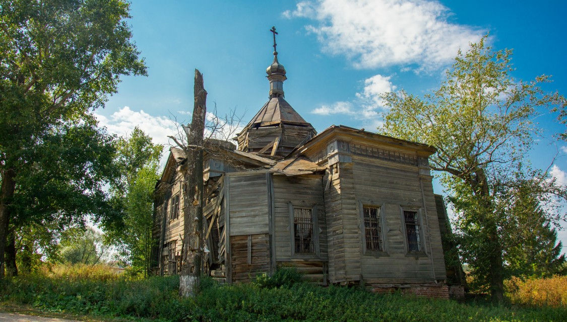 Церковь Александра Невского, Большие Меми (Верхнеуслонский район, Республика Татарстан). фасады
