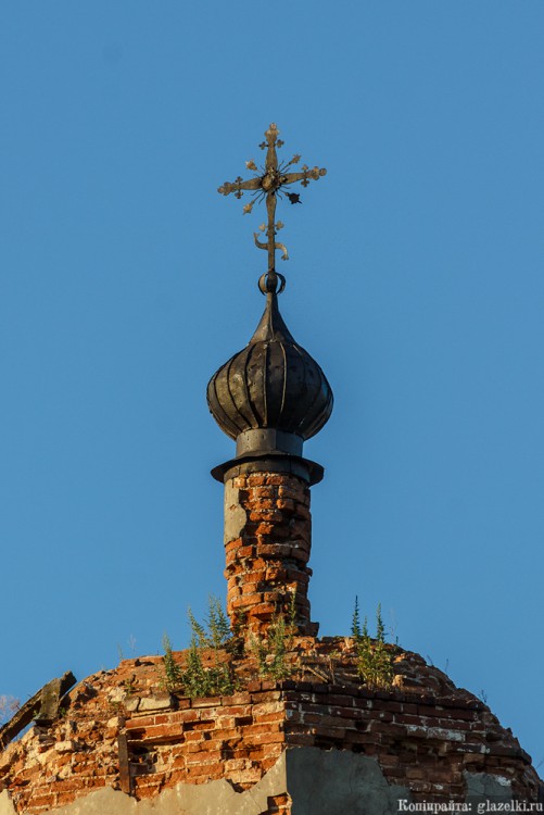 Церковь Иоанна Златоуста, Ивановское (Верхнеуслонский район, Республика Татарстан). архитектурные детали, Крест колокольни.